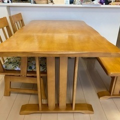 ナフコ　ダイニングテーブル4人掛け