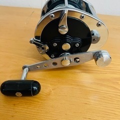 Daiwa リール　dynamicST-200