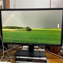 Win 10 64bit (dsp版)付き、Ryzen5 5600XとASUS ROG-STRIX-RX580-O8G 