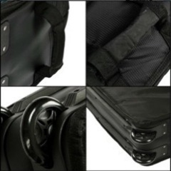 中古サーフボードケース　ローラー付き　ハードケース　クリエイチャー