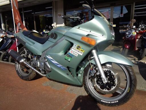 NO.4431　ＺＺＲ２５０　水冷４サイクル２気筒２５０ｃｃエンジン　２本出しカスタムマフラー　エメラルドグリーン　☆彡