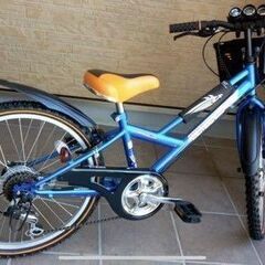 ほぼ未使用　シマノ　２２インチ　子供用自転車 　低学年～中学年 ほぼ未使用 シマノ 22インチ 子供用自転車 低学年～中学年