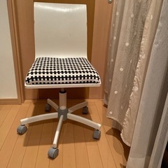 お値下げ‼️昇降式キャスター椅子