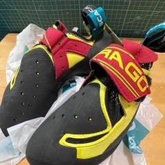 クライミングシューズ　