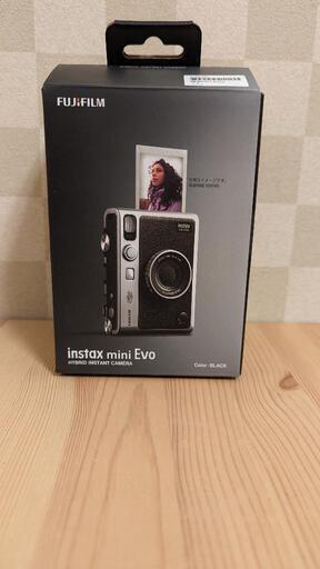 カメラ instax mini Evo