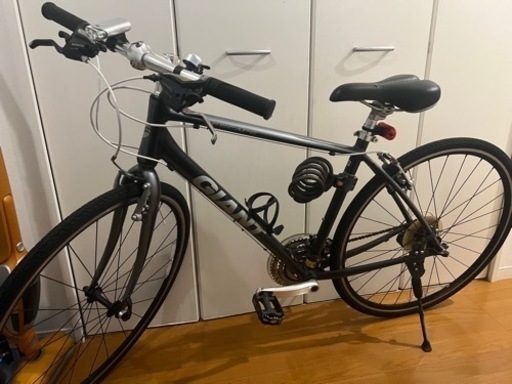 自転車　クロスバイク　ジャイアント GIANT グレー　中古品