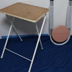 折り畳み椅子（新品、無料）