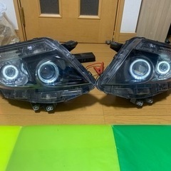 間も無く終了】エスクァイア80.85系加工ヘッドライト