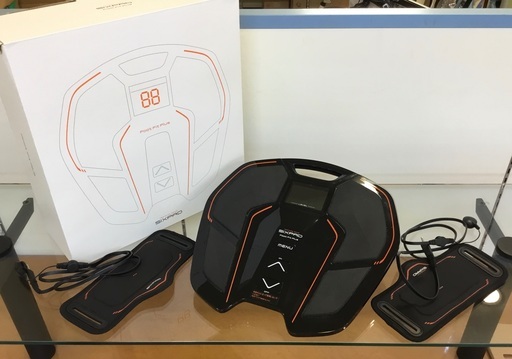 ＜美品＞お得・MTG・シックスパッド・フットフィットプラス