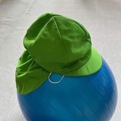 カラー帽子　黄緑　幼稚園　保育園　首を守るカバーは取り外し可能