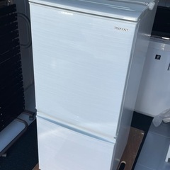 SHARP 冷凍冷蔵庫　SJ-D14F-W 2019年製　シャープ