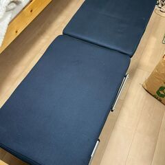 簡易ベッド（中古美品）取りに来ていただける方差し上げます