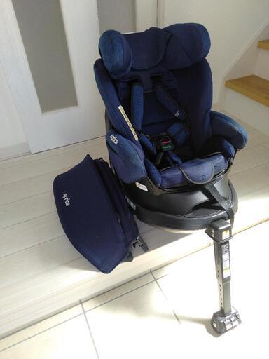 Apricaアップリカ　チャイルドシートフラディアグロウISOFIX