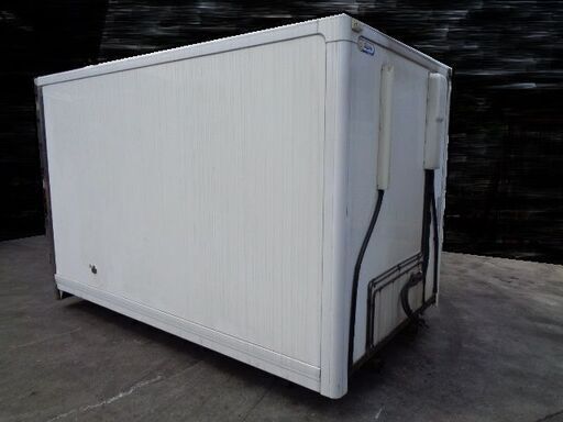 コンテナ倉庫 物置 2tトラック 箱 保冷【岩手県より 引き取り限定】 トラックコンテナ 箱 2ｔ横扉付 3200x1830x2150 アルミバン 保冷 冷凍