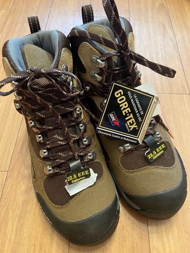 登山靴　未使用
