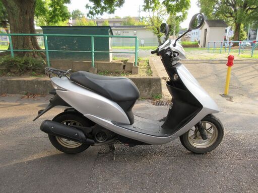 ディオ バッテリー新品 安心の初期不良対応車☆ 4スト シルバー 原付 Dio 4サイクル AF62 - バイク