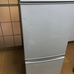 シャープ冷蔵庫137L