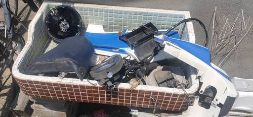 部品取り】gsx-r400 不動 鍵複製 全国配送