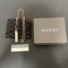 GUCCI  グッチ プレートネックレス