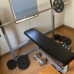 ベンチプレス　トレーニング器具