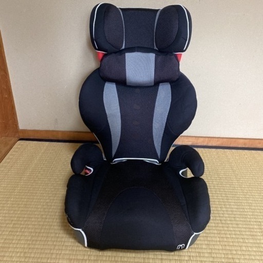 ジュニアシート チャイルドシート