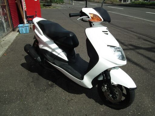 【紋別市発】　ヤマハ　シグナスX　年式不明　124CC（原付２種）  SE12J-6225** 始動・走行確認　走行距離20085㎞　白　キズ/割れ/色褪せ/汚れあり　経年の割に状態良好。中古車　個人売買保証なし 紋別市発】 ヤマハ シグナスX 年式不明 124CC（原付2種） SE12J-6225