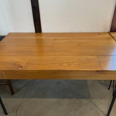 ダイニングテーブル2個