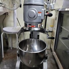 ⚪ドーナツ電気フライヤー(ホイロ、ラッグ付き)⚪ミキサー20クォート⚪コーティングウォーマー⚪その他ドーナツ開業に必要な機材多数