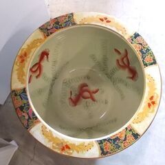 睡蓮鉢 幅36cm 花蝶 浮世絵 金魚 水瓶 メダカ鉢 金魚鉢 火鉢 大鉢 壺 瓶 陶器製 札幌市東区 新道東店