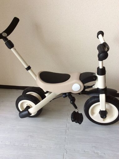 benebene 4way三輪車