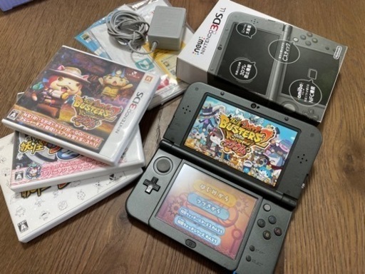 チャパティー様 NEWニンテンドー 3DS LL  別売り充電器とソフト3本付き