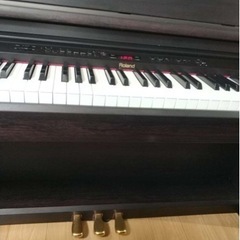 新春値下げ(大阪市内送料無料)動作確認済み、椅子付き 音が綺麗な