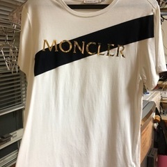 モンクレーのTシャツ　新価格　値下げ