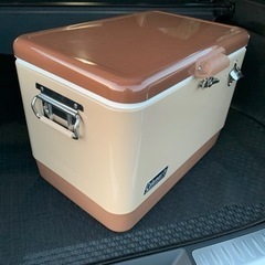 山口県内お届けします【☆新品☆】Coleman コールマン クーラーボックス 54QT スチールベルト バターナッツ