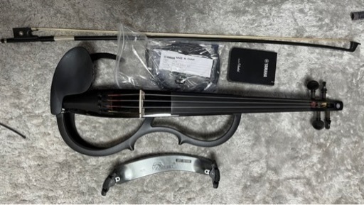 YAMAHA YSV104 ブラック サイレントバイオリンの画像