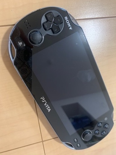 【16 GBメモリーカード付 】PlayStationVITA