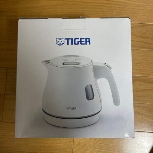 新品　電気ケトル　タイガー　PCM-A060WM
