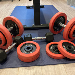 【値下げ】★ラバーダンベル40㎏セット・折りたたみフラットベンチ・器具用マット