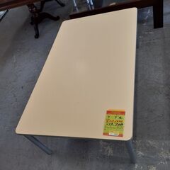 ID　007584　テーブル　