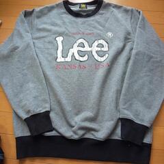 Leeのトレーナー