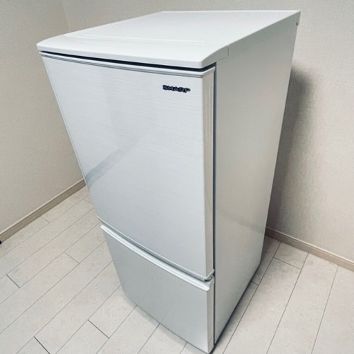 保証期間2024年付き】36800円 2019年 シャープ137L どっちもドア  