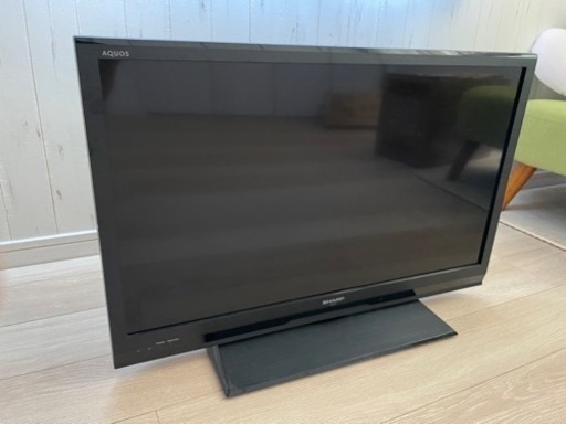 テレビ　32型 SHARP AQUOS