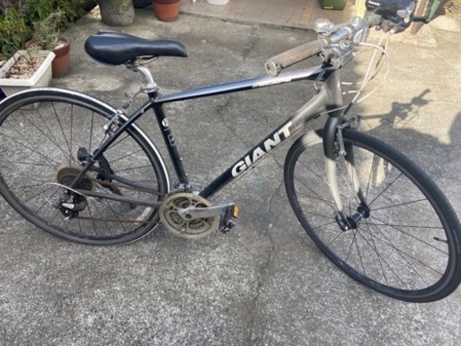 GIANT ロードバイク　ESCAPE SHIMANO