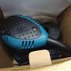 新品 マキタ 125mm ランダムオービットサンダ BO5030 makita 電動工具