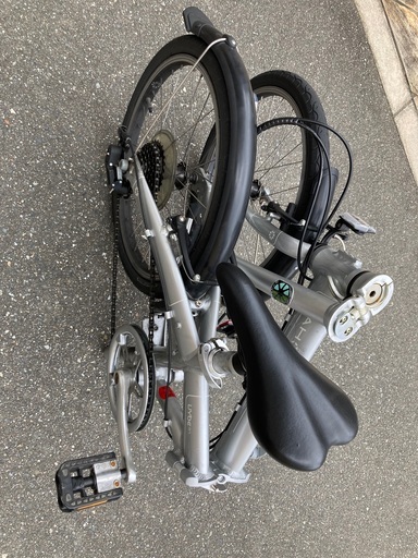 DAHON Vybe D7 20インチ 折りたたみ 7速 シルバー