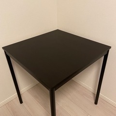 IKEA イケア　サンドスベリ　コンパクトダイニングテーブル