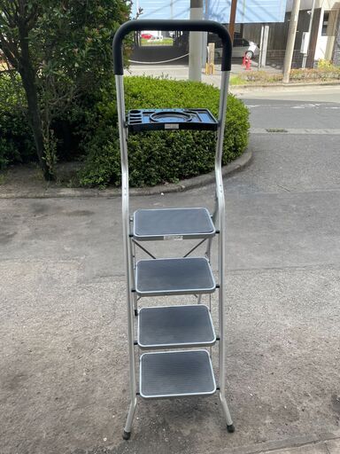 脚立　No.4420　耐荷重100kg　4段　アルミ　津田商事　【リサイクルショップどりーむ天保山店】
