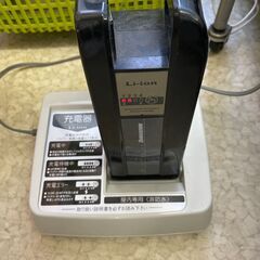 電動アシスト　ママチャリ　赤色　Angelino　