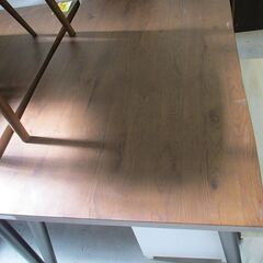 ID:G20021671　テーブル