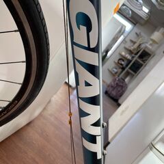 クロスバイク　No.360　GIANT　ブルー　28インチ　※ギア不良あり　【リサイクルショップどりーむ天保山店】